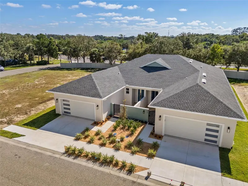 199 E Live Oak St, FL