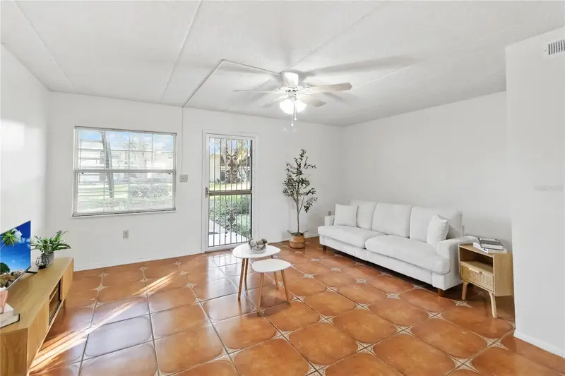 525 Conway Rd #29, FL