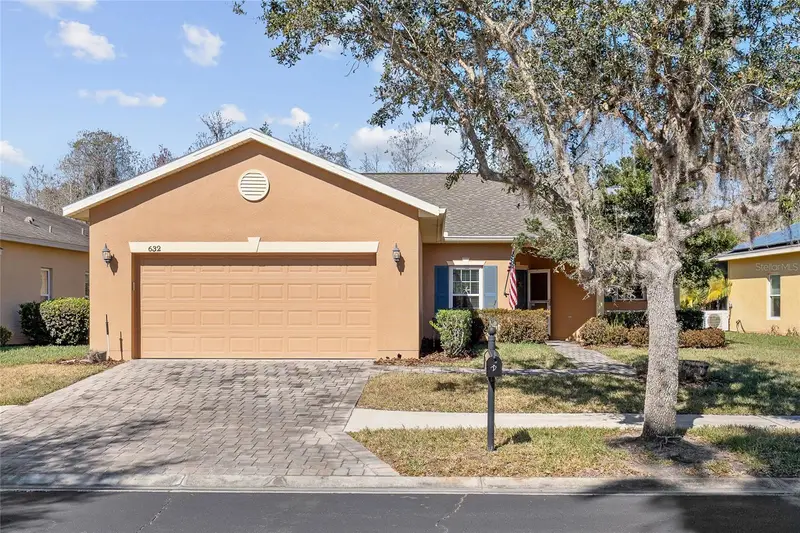 632 Portofino Dr, FL