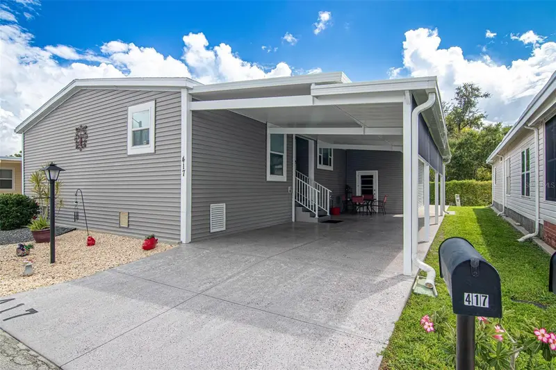 417 Snead Dr, FL