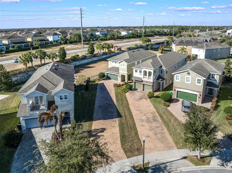 180 Minton Loop, FL