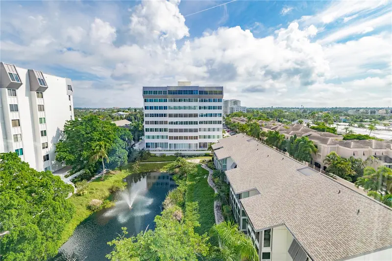 1055 W Peppertree Dr #606aa, FL