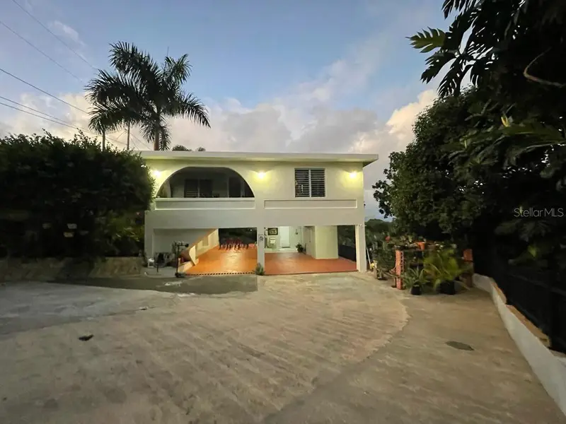 806 Quebrada Arenas, PR