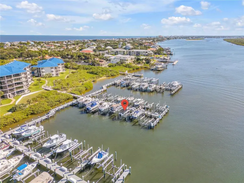 0 Peninsula #C35, FL