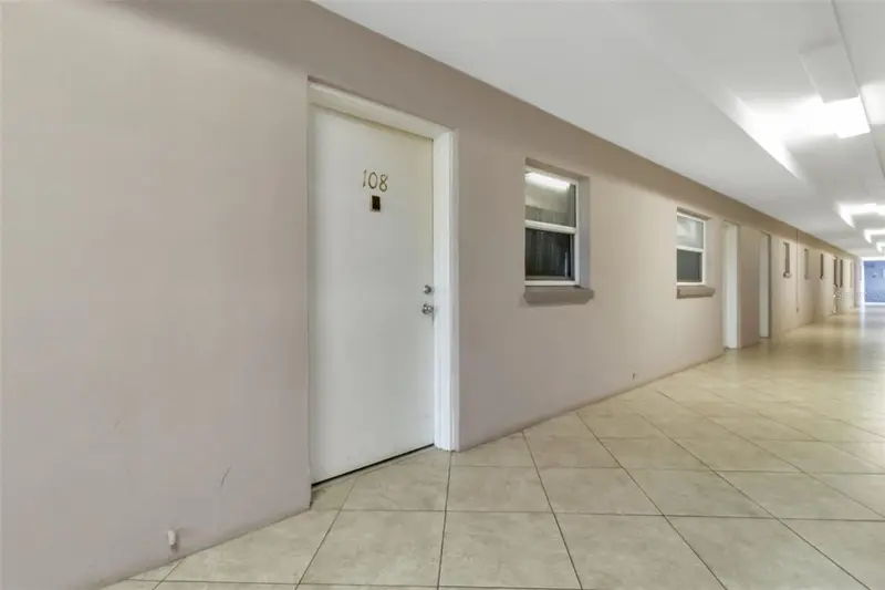 3100 Harbor Blvd #108, FL