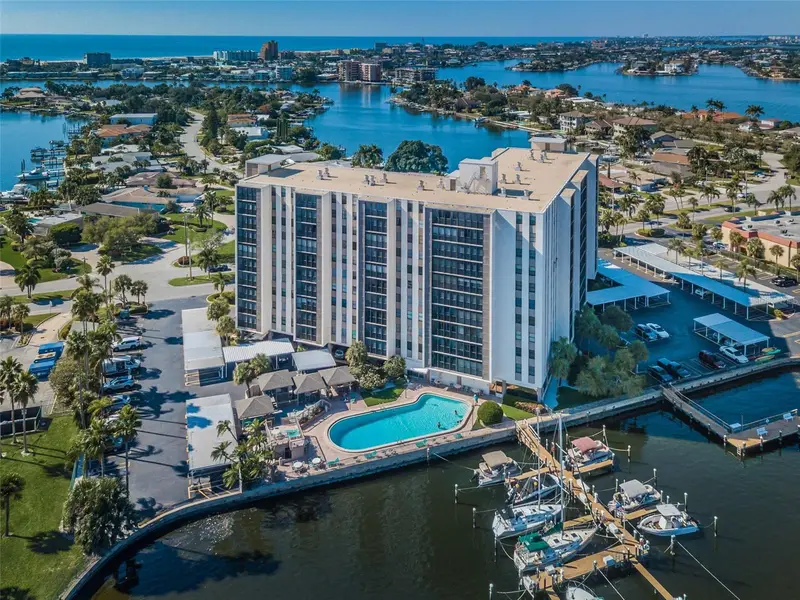 10355 Paradise Blvd #711, FL