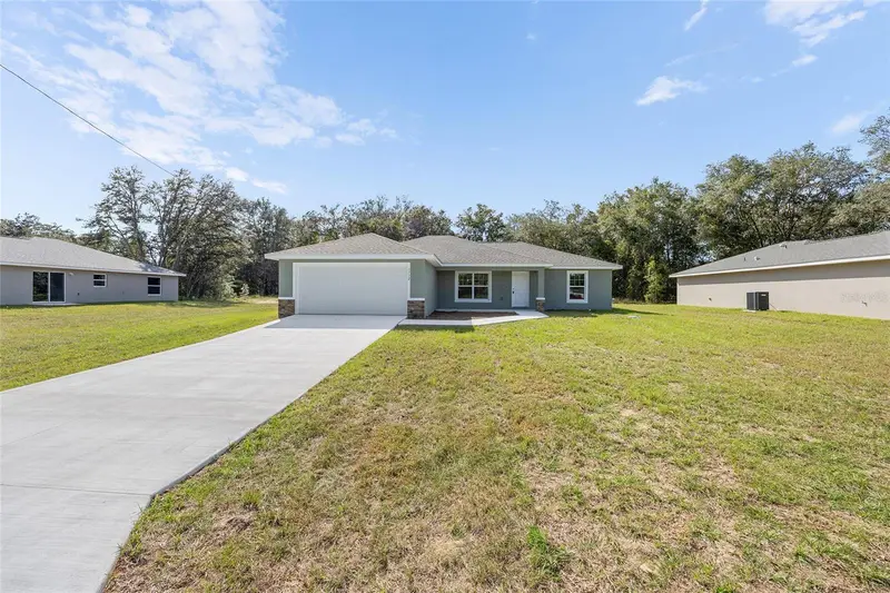 5676 N Summerfield Pt, FL