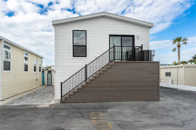 3710 Gulf Of Mexico Dr #F2, FL