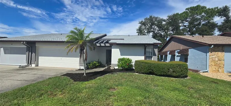 665 Foxwood Blvd, FL