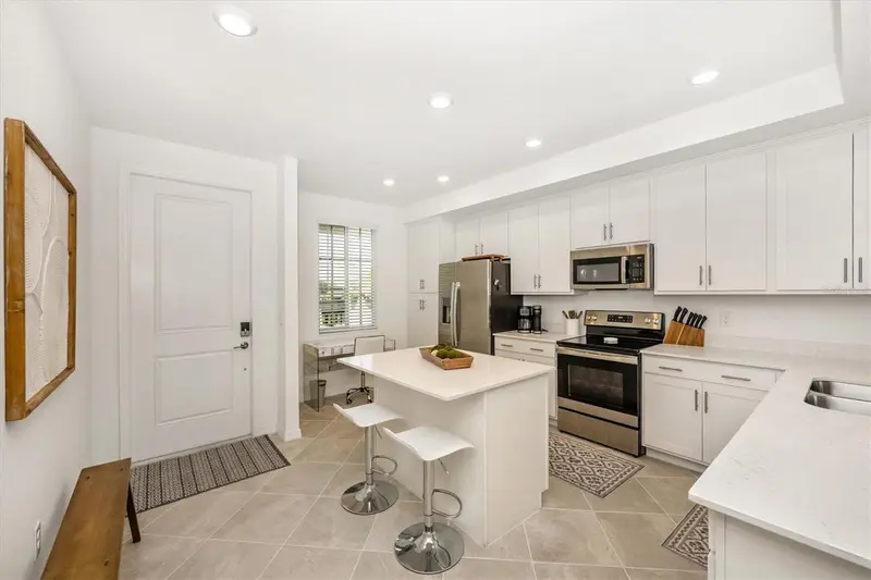 12240 Wellen Golf St #204, FL