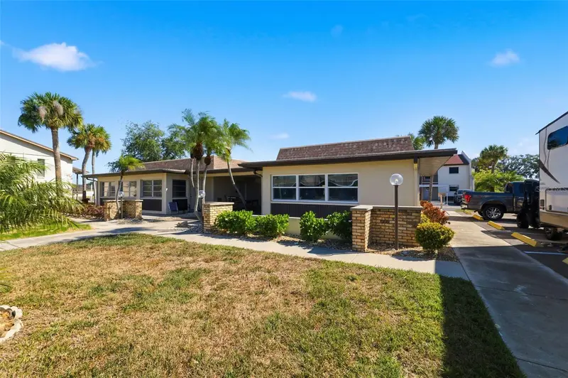 5153 Turquoise Ln #102, FL