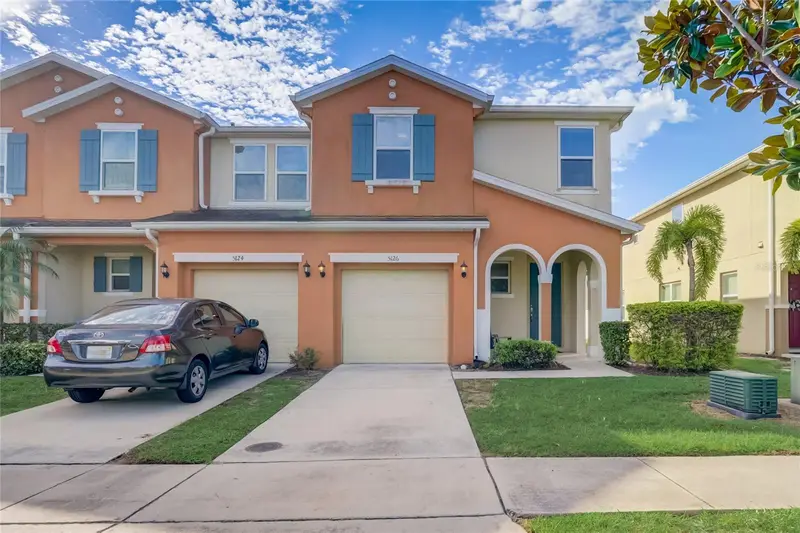 5126 Adelaide Dr, FL
