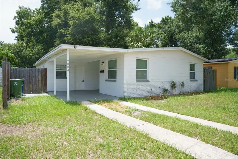 2804 N 33rd St, FL