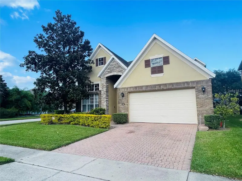 930 Spring Oak Cir, FL