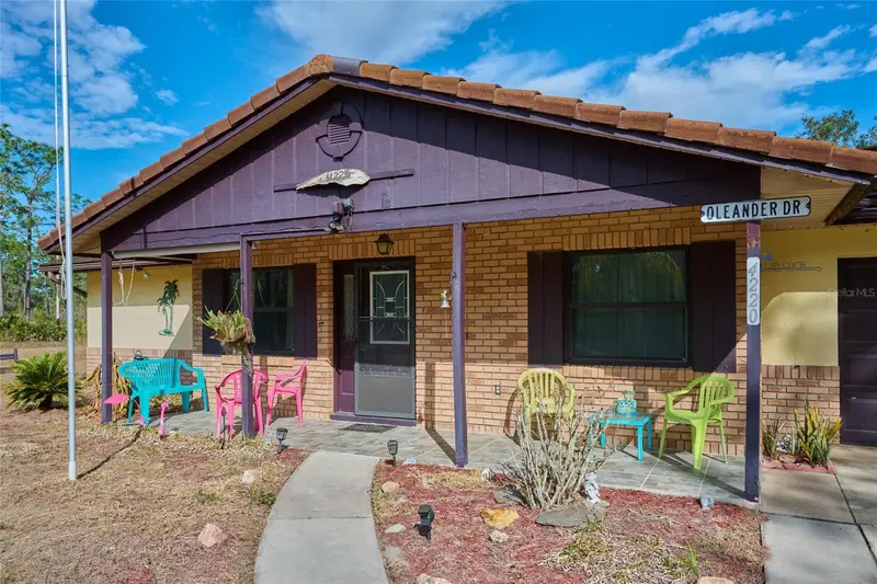 4220 Oleander Dr, FL