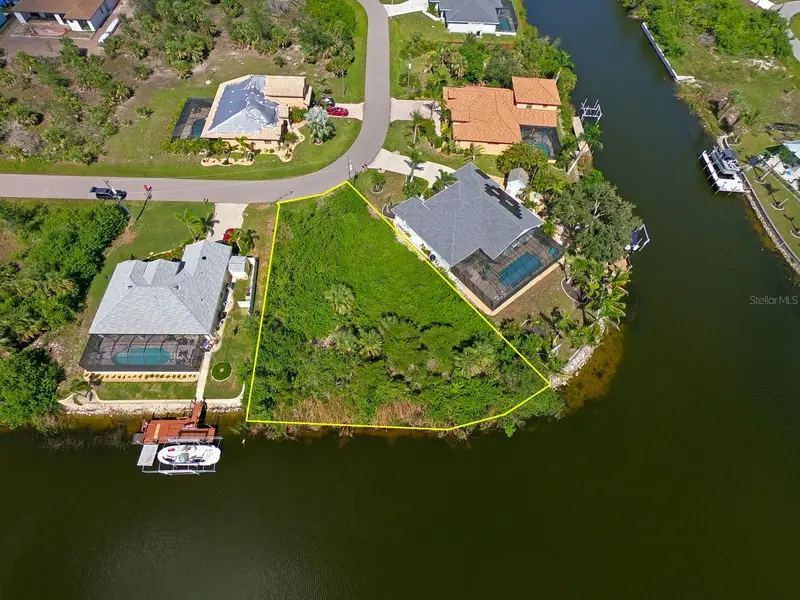 9604 Arnaz Cir, FL