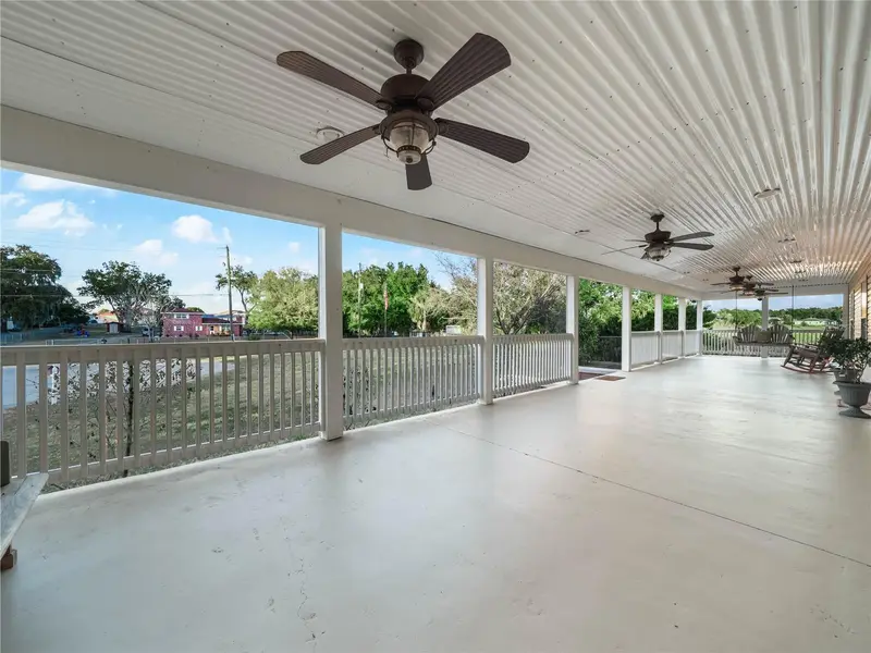 124 Pangola Dr, FL