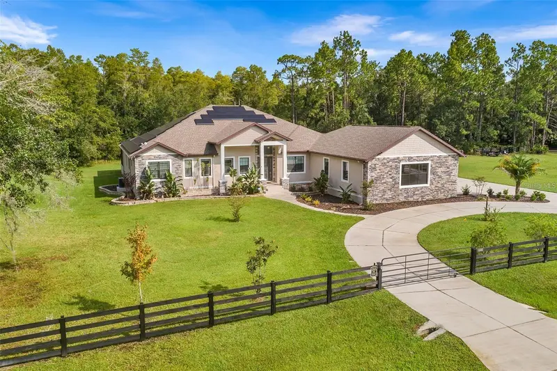 11979 Pasco Trails Blvd, FL