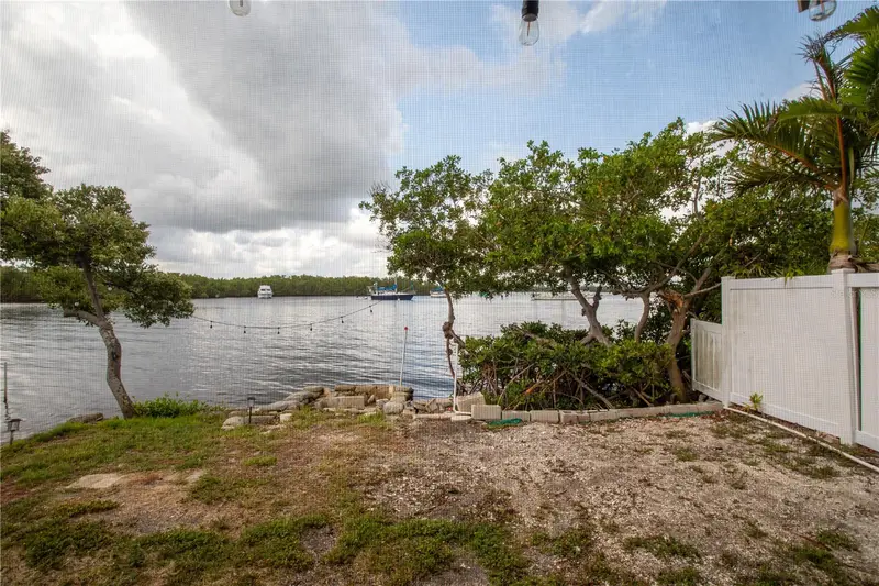 3312 W Shell Point Rd, FL