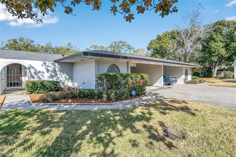 561 E Orange St, FL