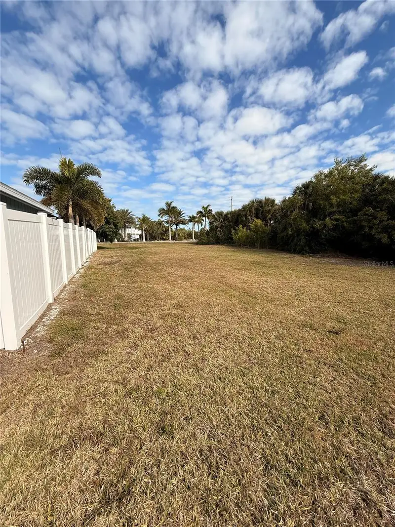 3099 Cussell Dr, FL