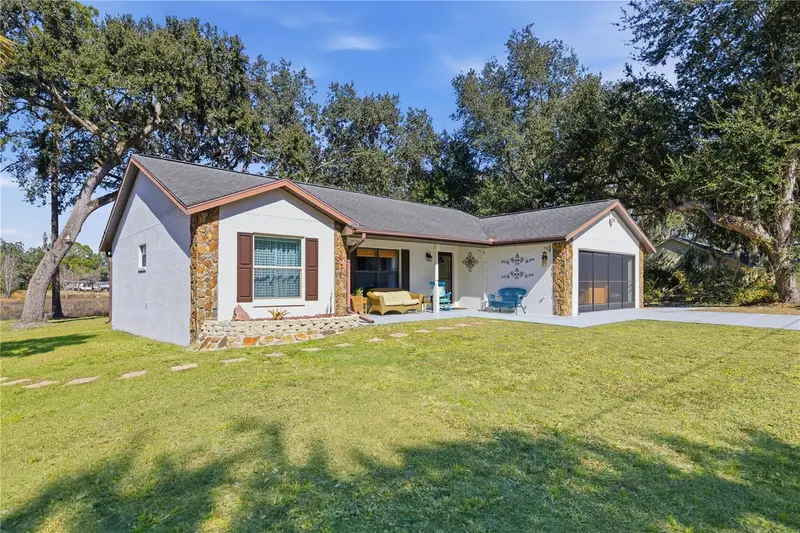 17757 Se 28th Lane Rd, FL