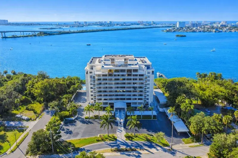 500 N Osceola Ave #307, FL