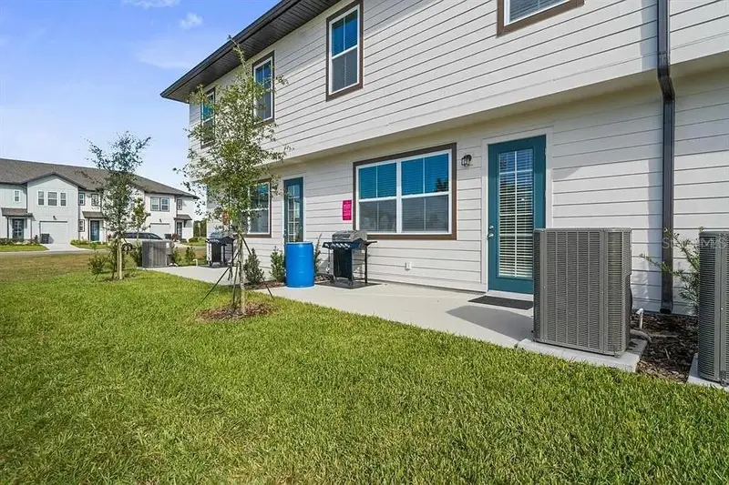 634 Longboat Dr Dr, FL