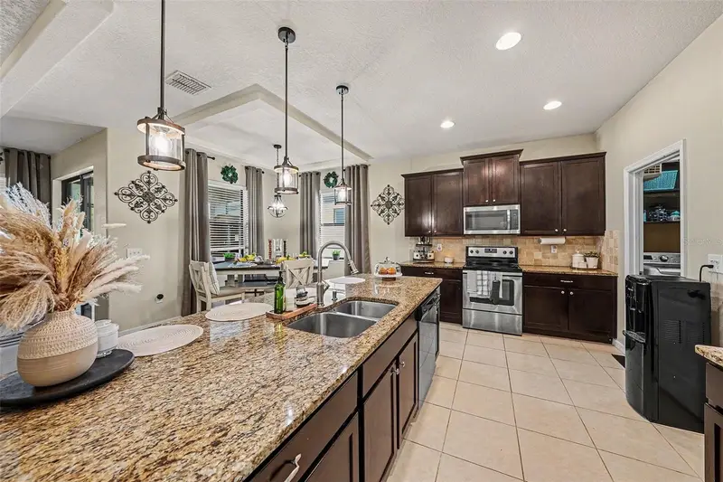 12530 Ballentrae Forest Dr, FL