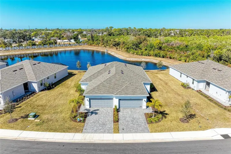 8613 Seasalt Loop, FL