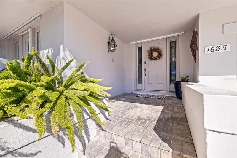 1683 Watermark Cir Ne, FL