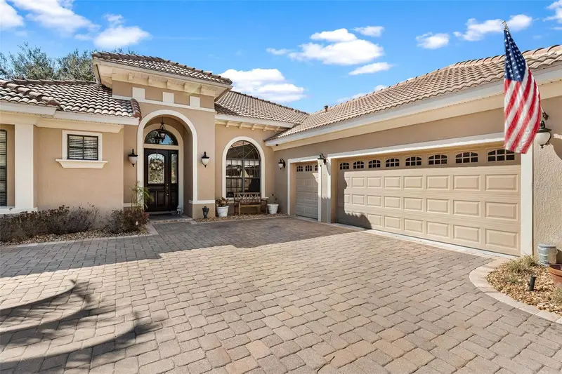26309 San Gabriel, FL