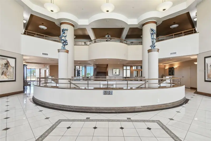 1560 Gulf Blvd #306, FL