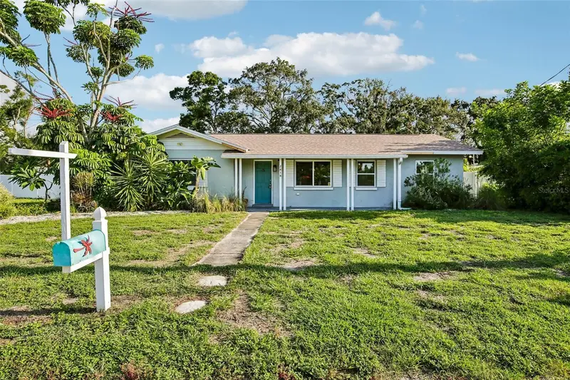 2818 11th Ave W, FL
