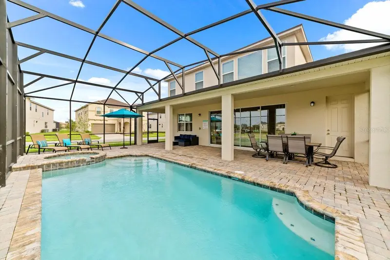 8951 Hilton Ridge Ave, FL