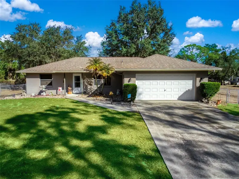 5740 Wolf Lake Rd, FL