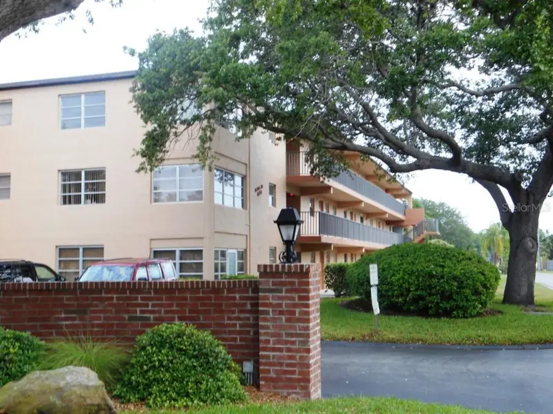 4600 98th Way N #D-309, FL