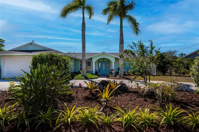 1221 Bayshore Dr, FL