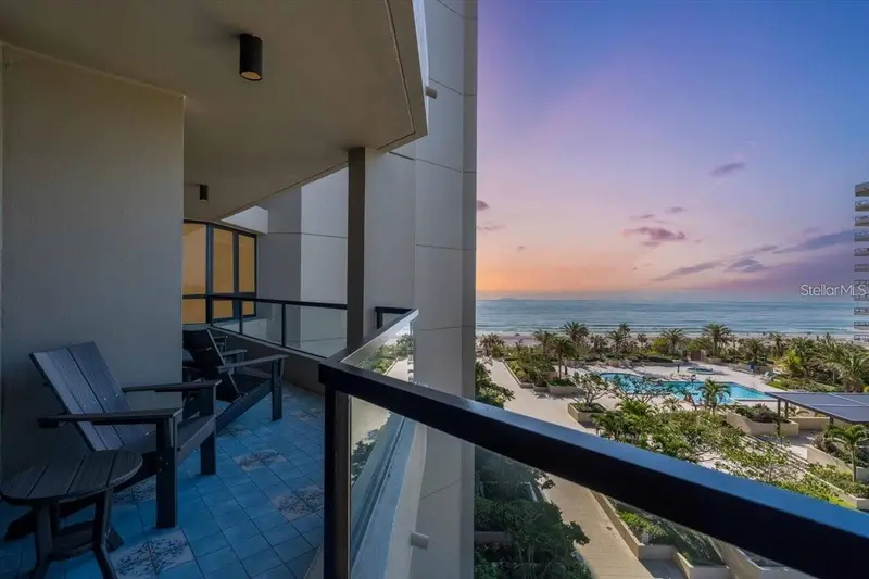 1211 Gulf Of Mexico Dr #403, FL