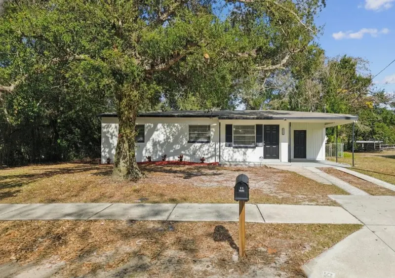 Robinswood pending