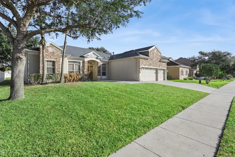 3649 Peacepipe Way, FL