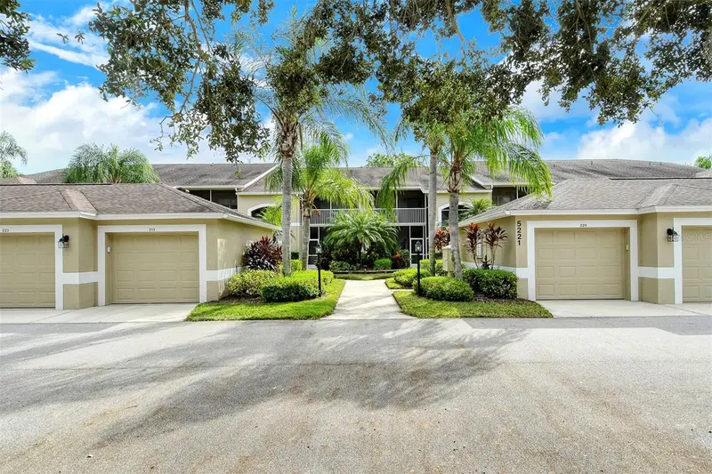 5221 Mahogany Run Ave #223, FL