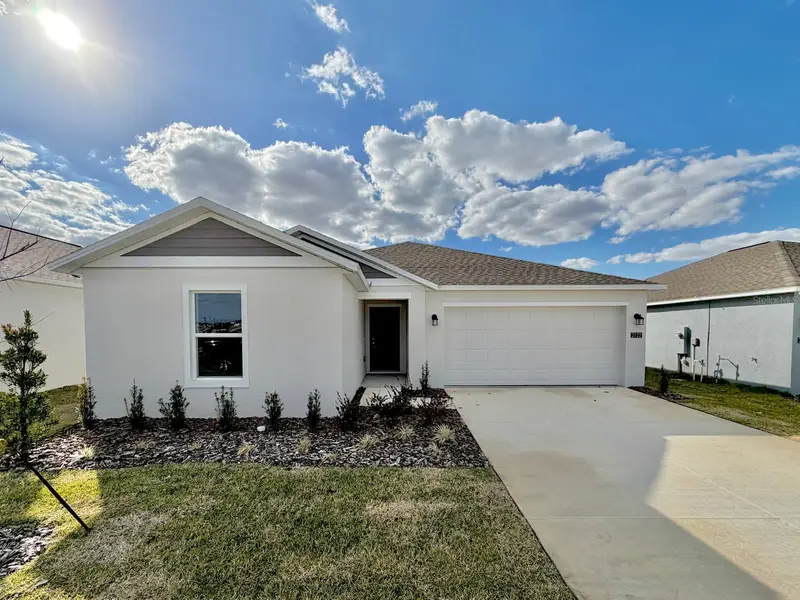 2122 Chris Dr, FL