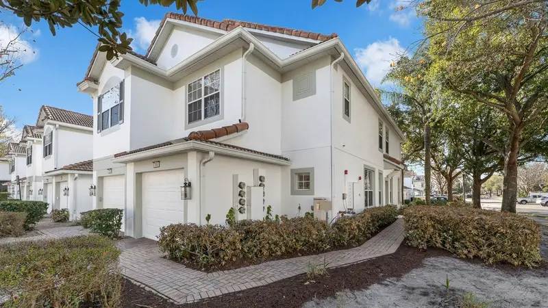 7062 Cadiz Blvd, FL