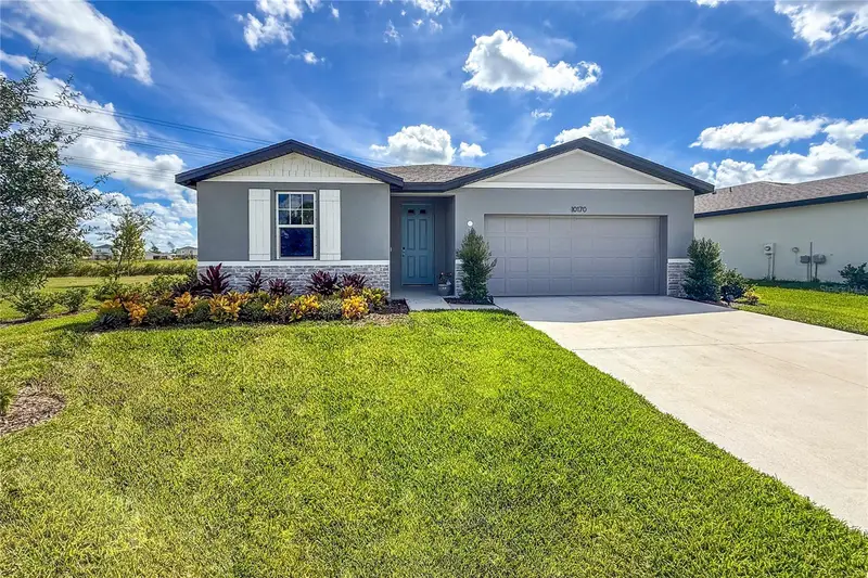 10170 Daybreak Gln, FL