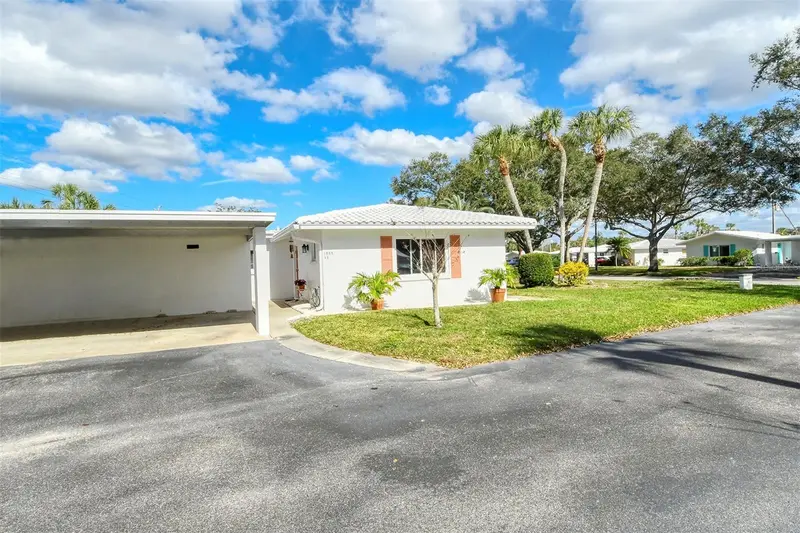 1809 Vera Pl #8, FL