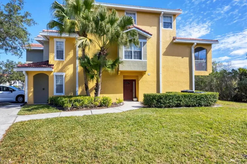 5711 Bentgrass Dr #19-104, FL