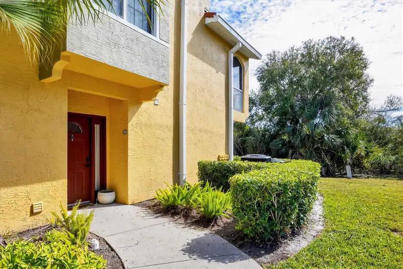 5711 Bentgrass Dr #19-104, FL