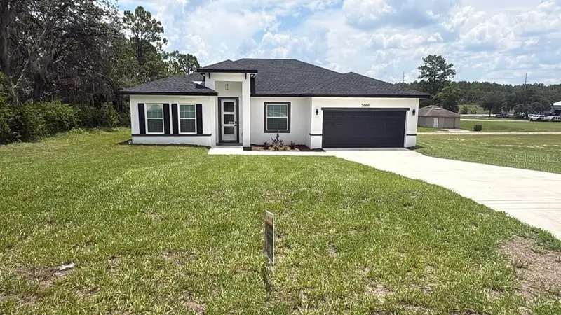 5669 N Claremont Dr, FL