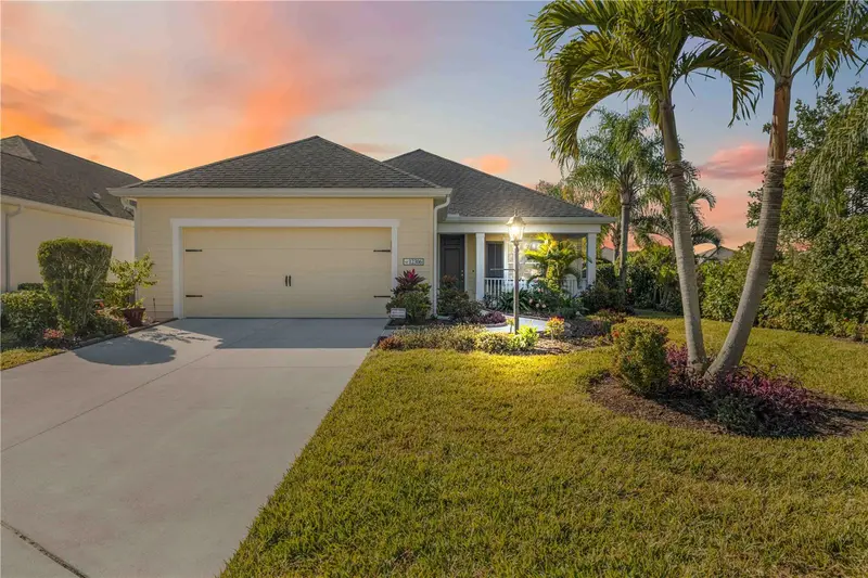 12306 Halfmoon Lake Ter, FL